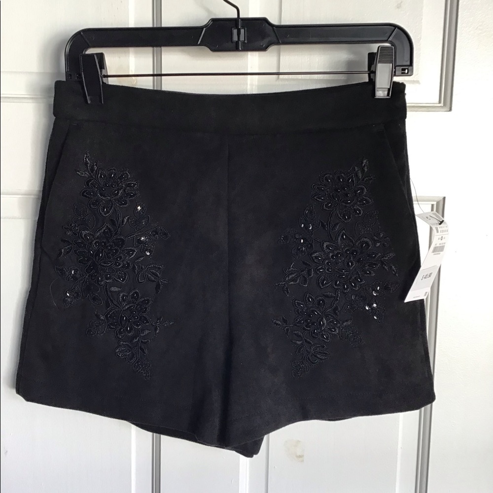 Zara faux suede embroidered shorts Size Medium